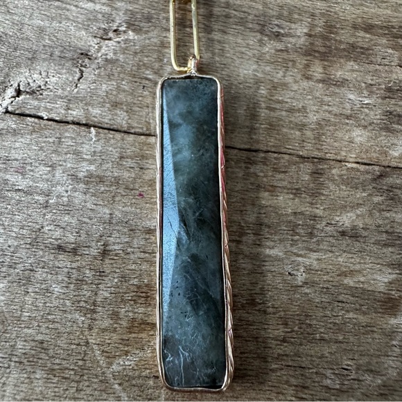 NWT Anthropologie Serefina Caroline Pendent Necklace 🌟 - Picture 5 of 7